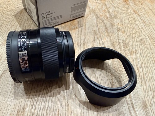 Sony sel35f18 35mm oss - sony,